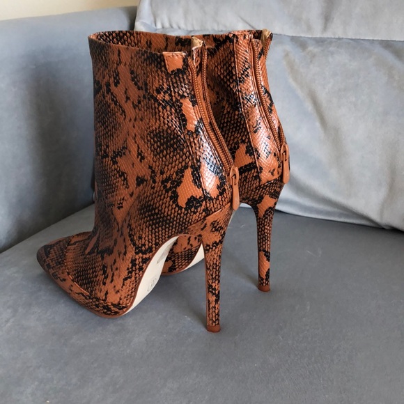 👼🏼Misguided Boots👼🏼 - Picture 3 of 4